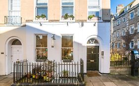 The Henry Guest House 3*